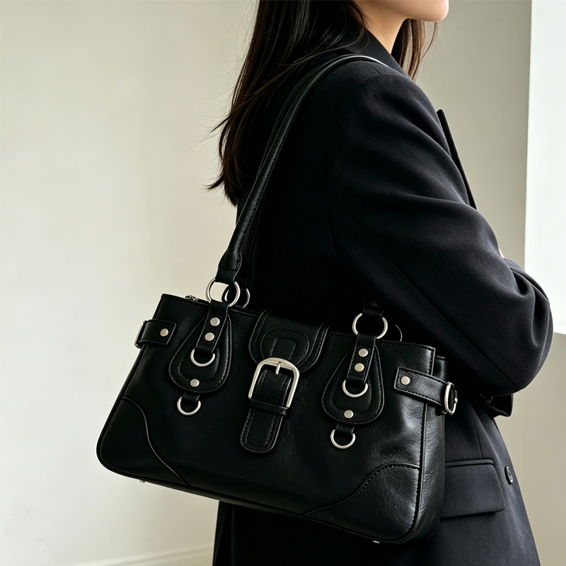2026 yeni Y2K tarzı perçinli e - Women Bags 2026 Trends incelemesi ve fiyatı